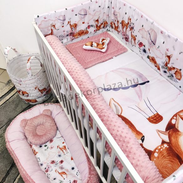 Deluxe Baby Premium óriás mintás babaágynemű garnitúra babafészekkel, játéktartóval, AJÁNDÉK őzikével - Mályvarózsa - Őzikék
