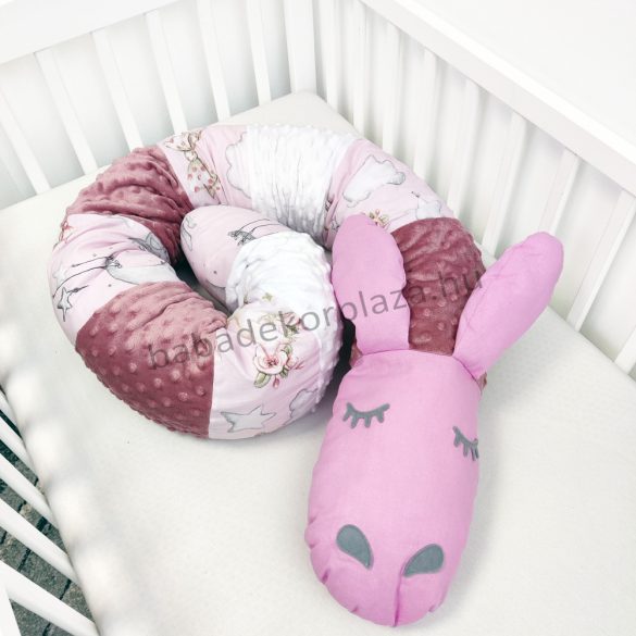 Harmony Baby kukac hengerpárna rácsvédő 170 cm - Mályva-rózsaszín-fehér