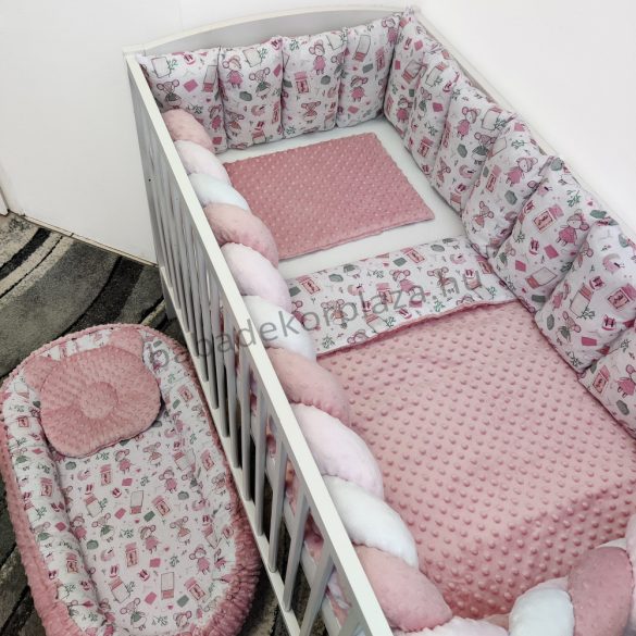 Deluxe Baby babaágynemű garnitúra babafészekkel, rácsvédővel - 6 részes - Minky mályvarózsa - egérkék
