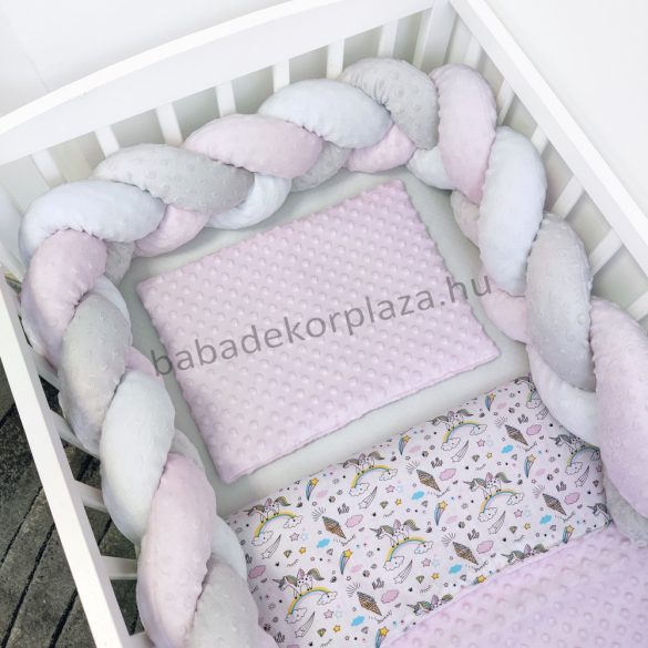 Deluxe Baby 3 részes babaágynemű garnitúra - takaró + párna + fonott rácsvédő - Minky világos rózsaszín - unikornis szivárványon