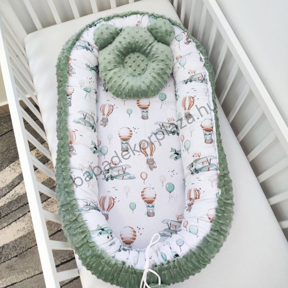 Deluxe Baby többfunkciós babafészek macipárnával - Minky sötét zsályazöld - repcsis rókák