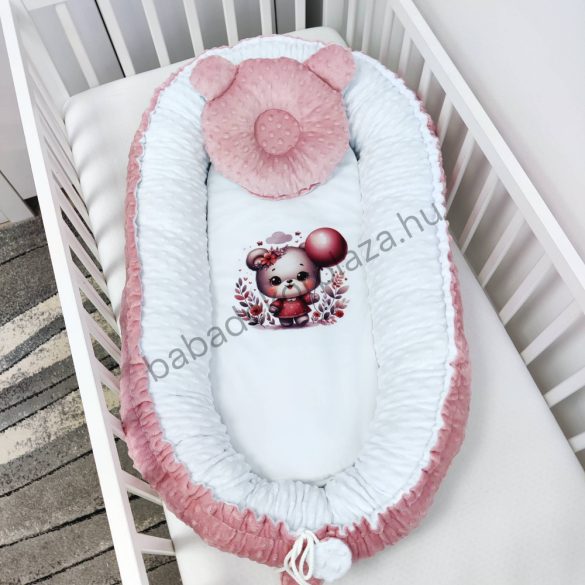 Deluxe Baby többfunkciós babafészek macipárnával, fekvőbetéttel - Minky mályvarózsa-fehér - macilány léggömbbel