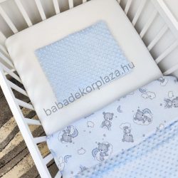   Deluxe Baby 2 részes babaágynemű garnitúra - takaró + párna - Világoskék - felhőn alvó macikák