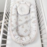 Deluxe Baby többfunkciós babafészek macipárnával - Minky mogyoró - felhőn alvó macikák