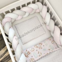   Deluxe Baby 3 részes babaágynemű garnitúra - takaró + párna + fonott rácsvédő - Szürke - rózsaszín bébi erdei állatok