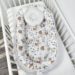 Deluxe Baby többfunkciós babafészek macipárnával - Minky szürke - őzike és mosómedve