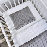 2 részes Minky babaágynemű garnitúra - takaró + párna - grafitszürke - fehér