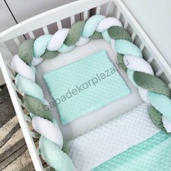   Deluxe Baby 3 részes Minky babaágynemű garnitúra - takaró + párna + fonott rácsvédő - menta - fehér - sötét zsályazöld