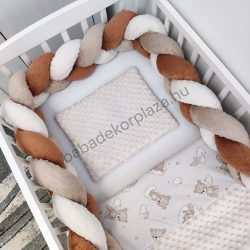   Deluxe Baby 3 részes babaágynemű garnitúra - takaró + párna + fonott rácsvédő - mogyoró - felhőn alvó macikák II.