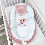 Deluxe Baby többfunkciós babafészek macipárnával, fekvőbetéttel - Minky mályvarózsa-fehér - bárányka
