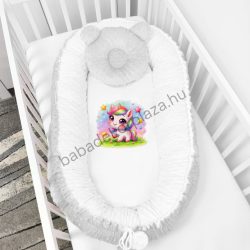   Deluxe Baby többfunkciós babafészek macipárnával, fekvőbetéttel - Minky szürke-fehér - unikornis