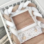 Deluxe Baby 3 részes babaágynemű garnitúra - takaró + párna + fonott rácsvédő - cappuccino - cuki macik