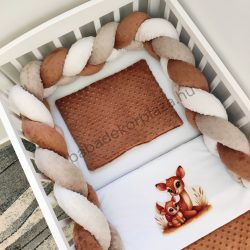   Deluxe Baby 3 részes babaágynemű garnitúra - takaró + párna + fonott rácsvédő - terrakotta - őzikék