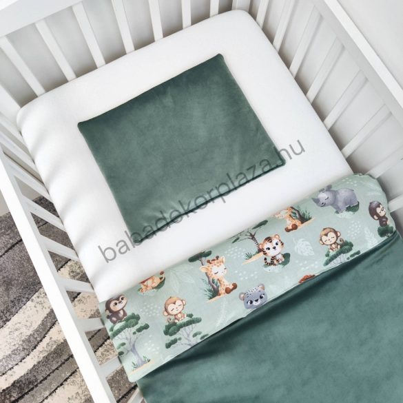 Deluxe Baby 2 részes babaágynemű garnitúra - takaró + párna - zöld bársony - szafari kölykök