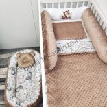 Deluxe Baby babaágynemű garnitúra babafészekkel, hengerpárnás rácsvédővel - cappuccino - bébi szafari - tigris