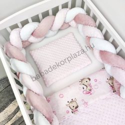   Deluxe Baby 3 részes babaágynemű garnitúra - takaró + párna + fonott rácsvédő - világos rózsaszín - bébi zsiráf