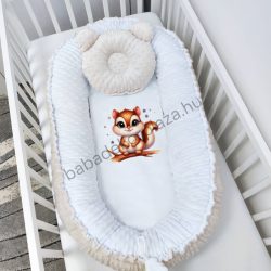   Deluxe Baby többfunkciós babafészek macipárnával, fekvőbetéttel - Minky mogyoró-fehér - mókus