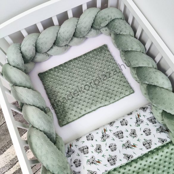 Deluxe Baby 3 részes babaágynemű garnitúra - takaró + párna + fonott rácsvédő - sötét zsályazöld - koalák II.