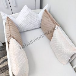   Deluxe Baby Minky párnás rácsvédő koronapárnával, 5 db-os - tricolor (fehér - cappuccino - mogyoró)
