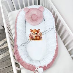   Deluxe Baby többfunkciós babafészek macipárnával, fekvőbetéttel - Minky mályvarózsa-fehér - vidám bébi őzike