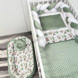 Deluxe Baby babaágynemű garnitúra babafészekkel - 5 részes - sötét zsályazöld - bébi dínók II.