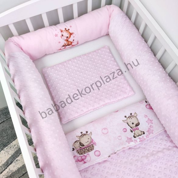 Deluxe Baby babaágynemű garnitúra hengerpárnás rácsvédővel - rózsaszín bébi zsiráf