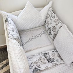   Deluxe Baby babaágynemű garnitúra koronapárnás rácsvédővel - fehér - szürke - bébi szafari
