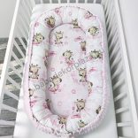 Deluxe Baby többfunkciós babafészek - Minky világos rózsaszín - bébi zsiráf