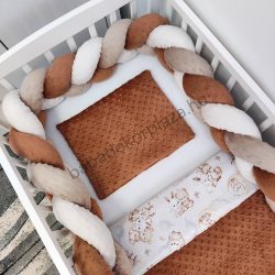   Deluxe Baby 3 részes babaágynemű garnitúra - takaró + párna + fonott rácsvédő - terrakotta - bébi erdei állatok