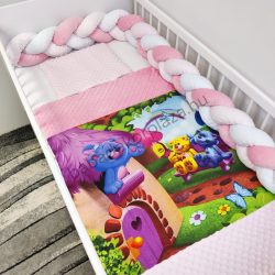   3 részes óriás mintás babaágynemű garnitúra - takaró + párna + fonott rácsvédő - vidám macik II.