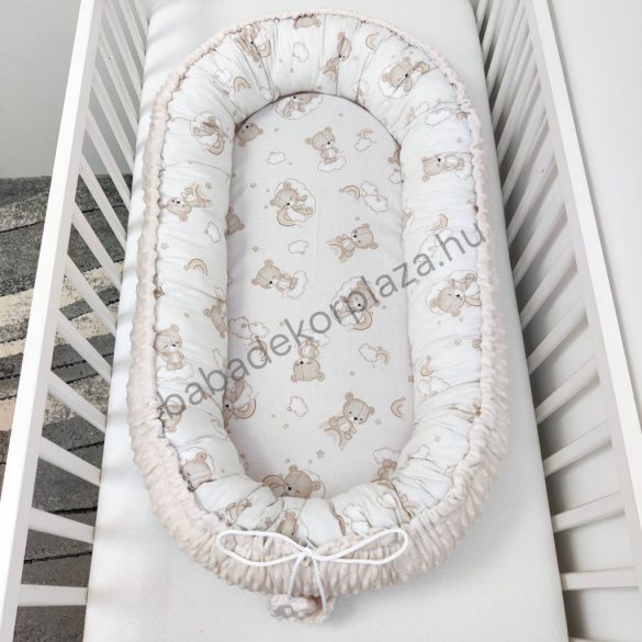 Deluxe Baby többfunkciós babafészek - Minky mogyoró - felhőn alvó macikák