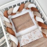 Deluxe Baby 3 részes babaágynemű garnitúra - takaró + párna + fonott rácsvédő - cappuccino - bébi erdei állatok