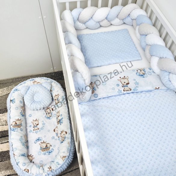 Deluxe Baby babaágynemű garnitúra babafészekkel - 5 részes - világoskék - bébi zsiráf