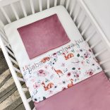 Deluxe Baby 2 részes babaágynemű garnitúra - takaró + párna - őzikék virágokkal, hőlégballonokkal