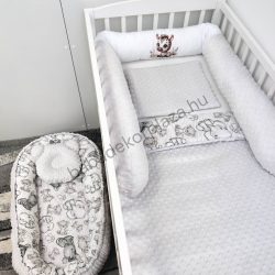   Deluxe Baby babaágynemű garnitúra babafészekkel, hengerpárnás rácsvédővel - szürke - bébi szafari zebra